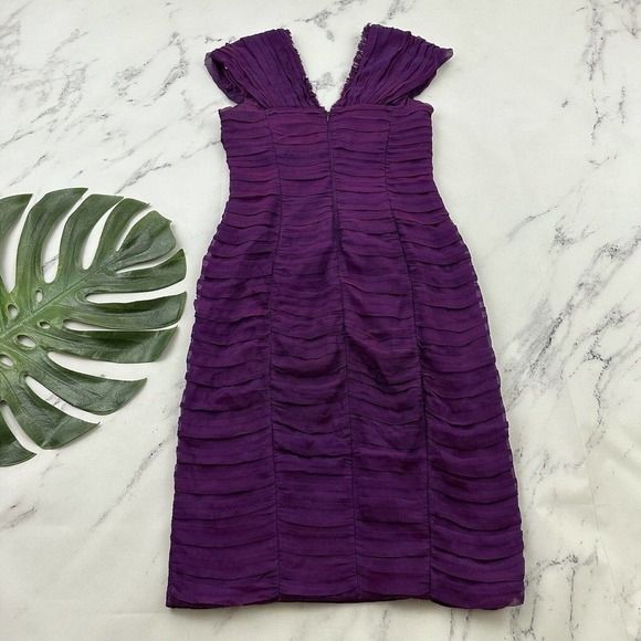 Tadashi Shoji Collection Sheath Cocktail Dress Size 4 Purple Pink Silk Pleated - Picture 7 of 10